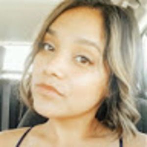 Meet your Posher, Abigail